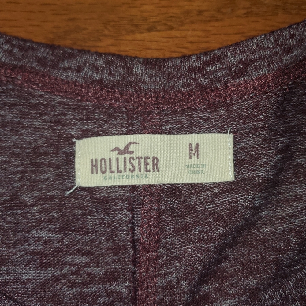 HOLLISTER top - Picture 2 of 4